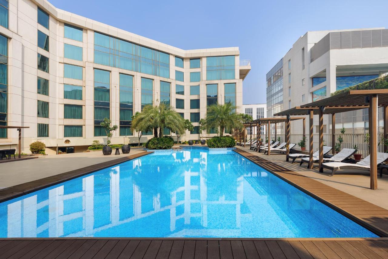 Pride Plaza Hotel, Aerocity New Delhi Exterior foto